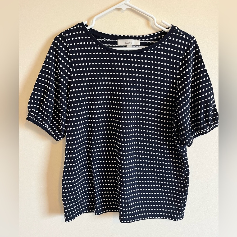 Loft Navy with Polka Dots T-Shirt 🇺🇸